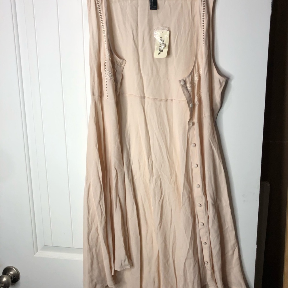 Forever 21 Medium button up dress